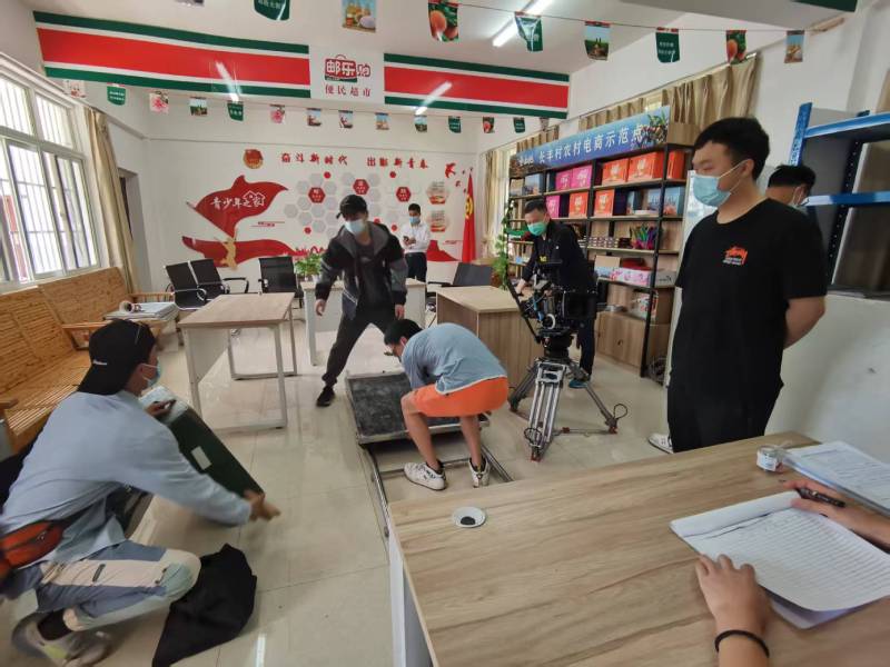 克什克腾旗广告片拍摄公司：极简主义践行者，少即是多的视觉哲学